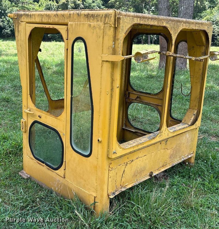 image for item DW7240 (3) cabs 