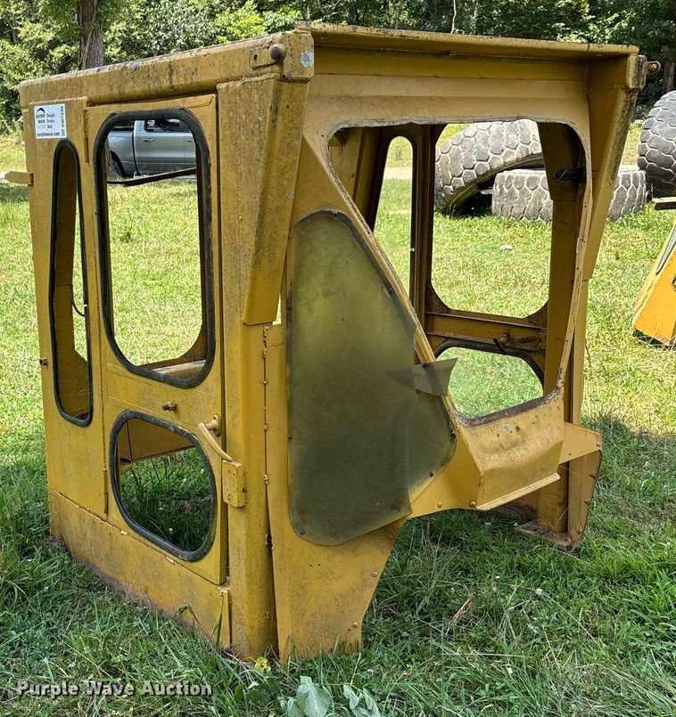 image for item DW7240 (3) cabs 