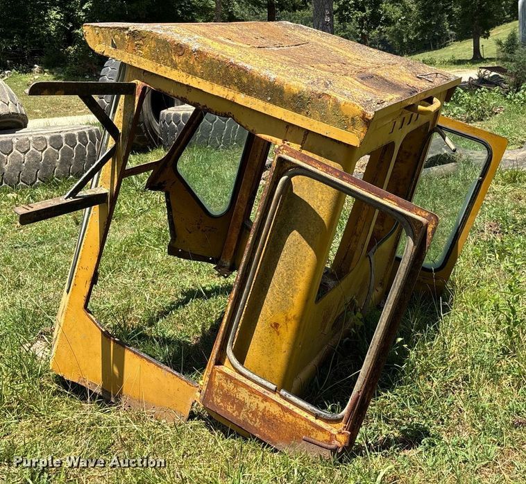 image for item DW7240 (3) cabs 