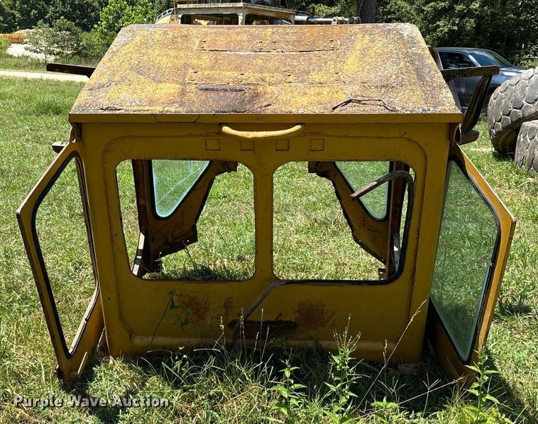 image for item DW7240 (3) cabs 