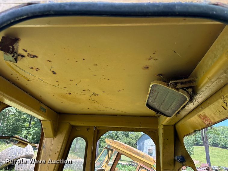 image for item DW7240 (3) cabs 