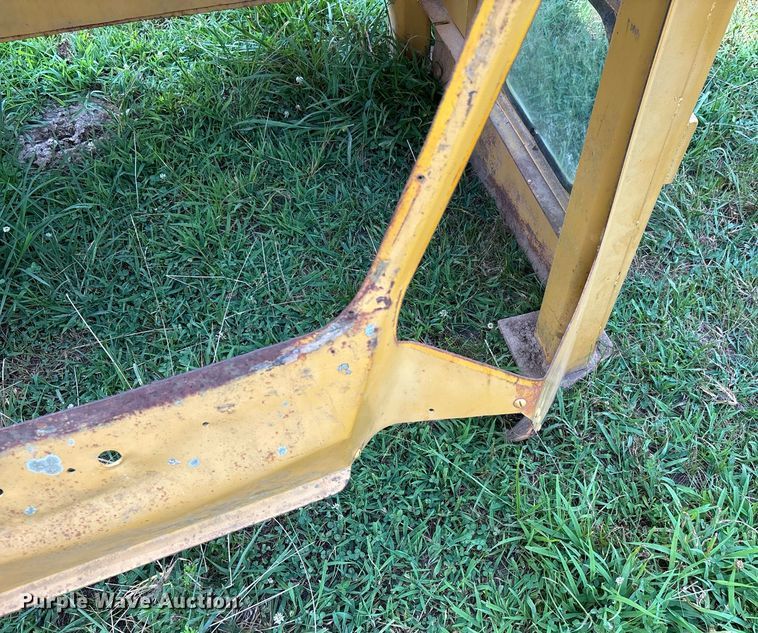 image for item DW7240 (3) cabs 