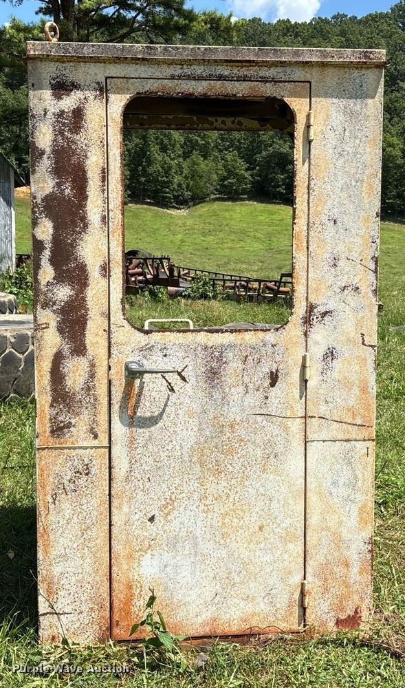 image for item DW7240 (3) cabs 