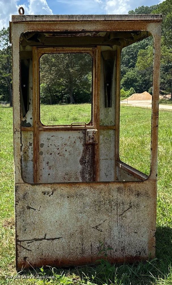 image for item DW7240 (3) cabs 