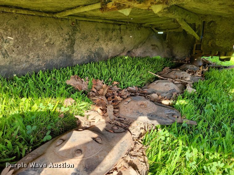 image for item DX7164 Massey Furgeson DM 1308 disc mower