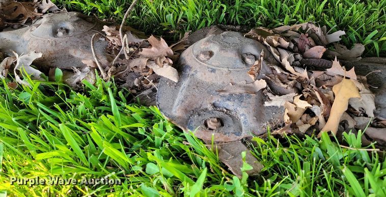 image for item DX7164 Massey Furgeson DM 1308 disc mower