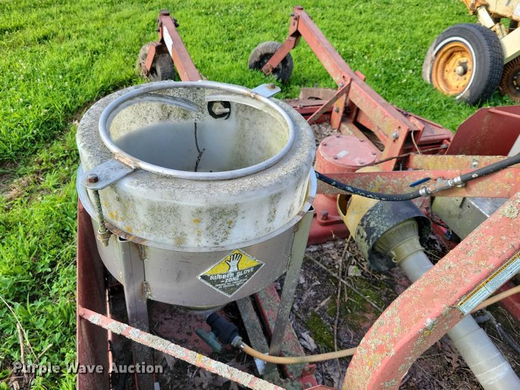 image for item DX7167 Brown BM-6610 rotary mower