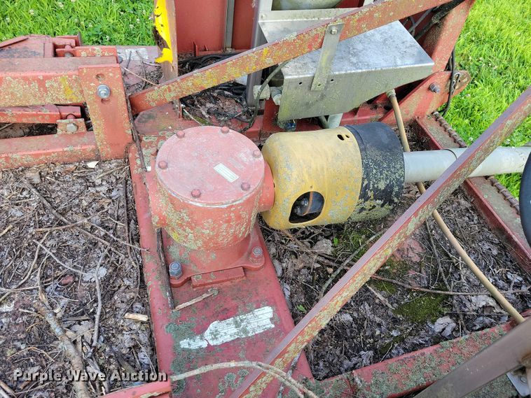 image for item DX7167 Brown BM-6610 rotary mower