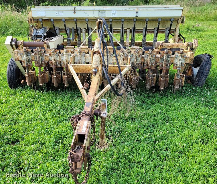 image for item DX7168 Truax FLX-812 no-till grain drill