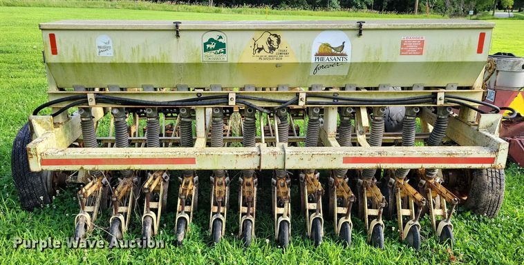 image for item DX7168 Truax FLX-812 no-till grain drill