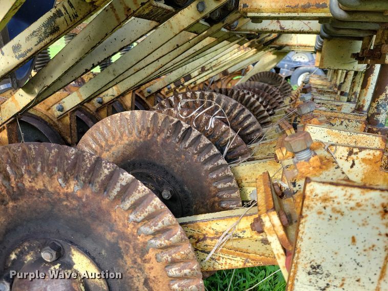 image for item DX7168 Truax FLX-812 no-till grain drill