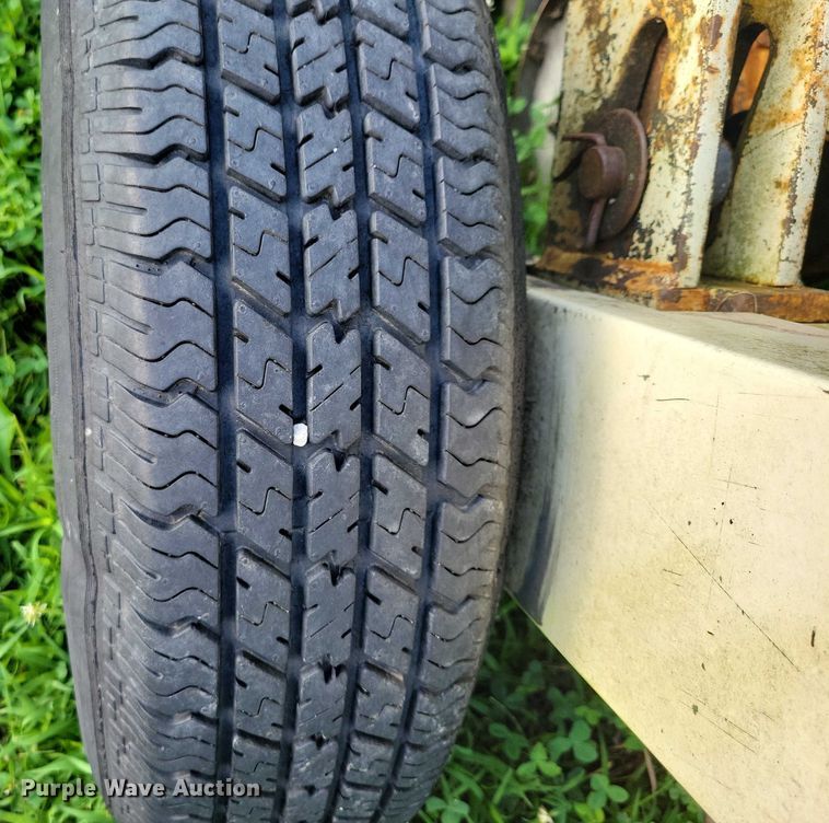 image for item DX7168 Truax FLX-812 no-till grain drill