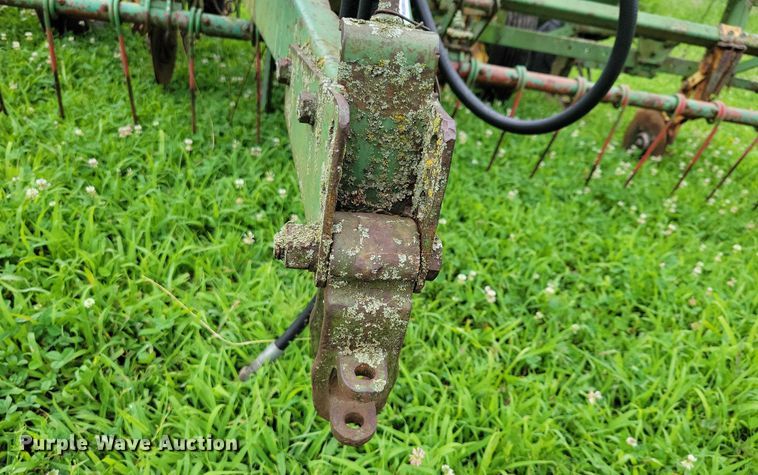 image for item DX7172 John Deere  planter