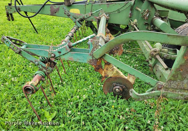 image for item DX7172 John Deere  planter