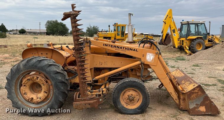 image for item DX8034 International Harvester 504 tractor