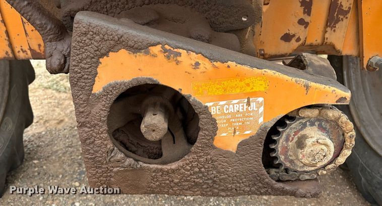 image for item DX8034 International Harvester 504 tractor