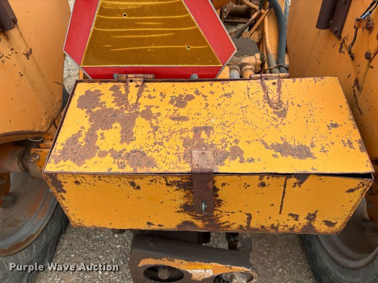 image for item DX8034 International Harvester 504 tractor