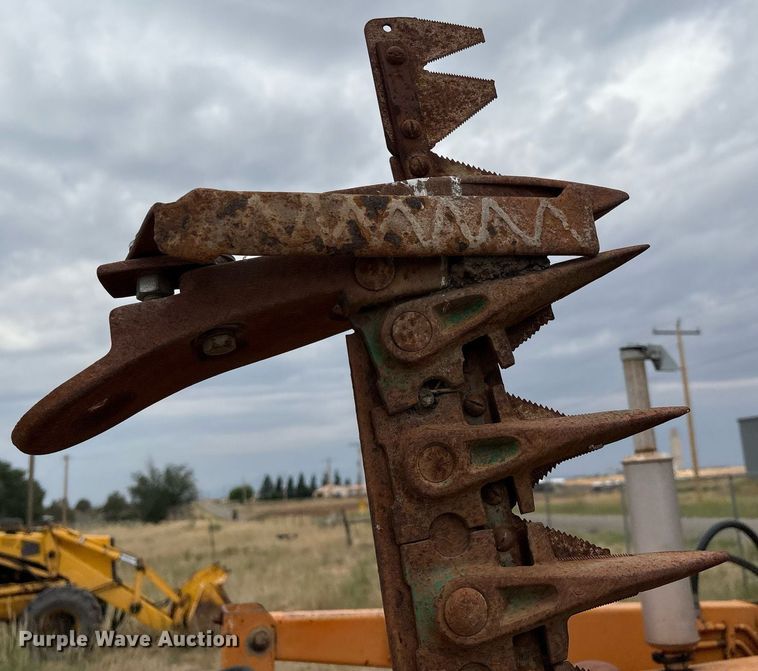 image for item DX8034 International Harvester 504 tractor