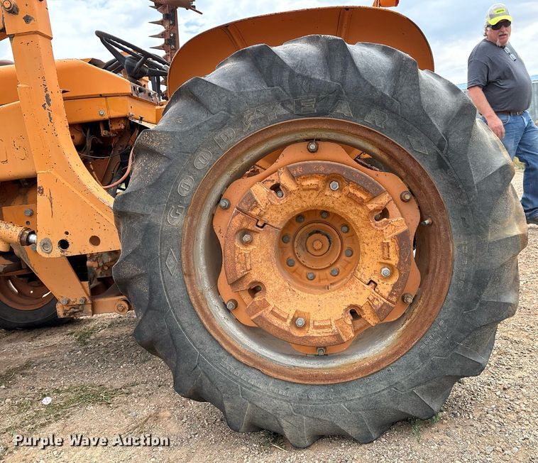 image for item DX8034 International Harvester 504 tractor