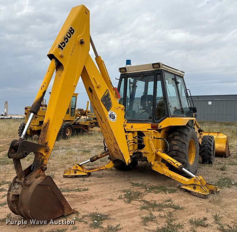 RETROEXCAVADORA JCB 1550B