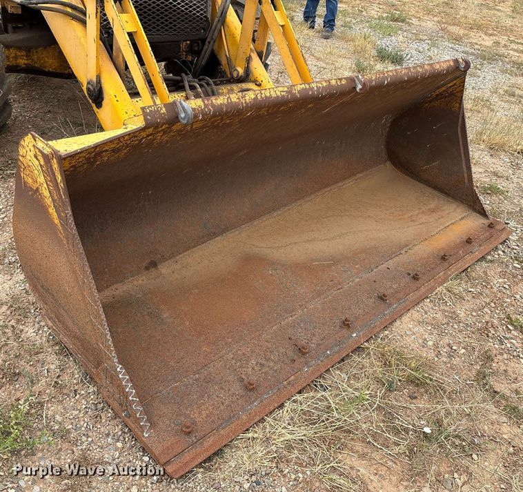 image for item DX8035 JCB 1550B backhoe