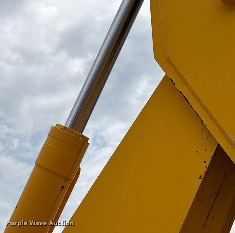 image for item DX8035 JCB 1550B backhoe