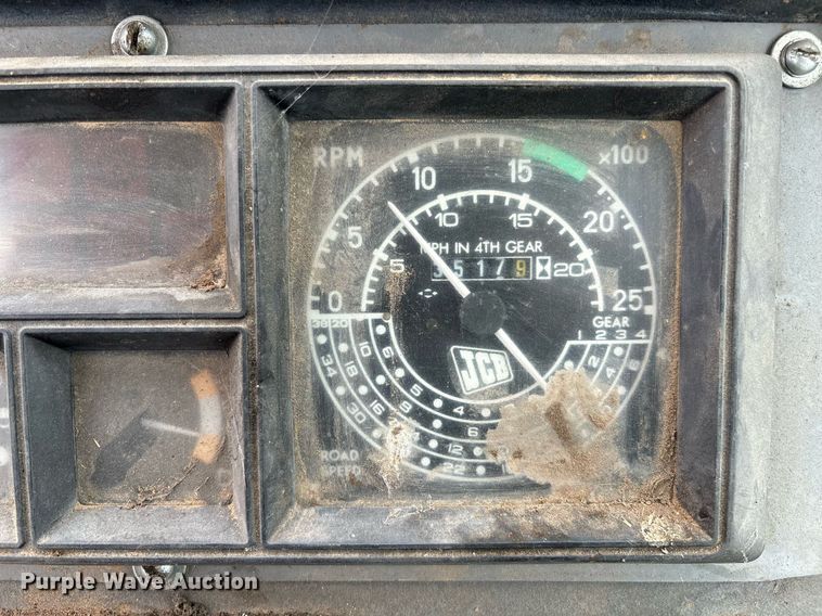 image for item DX8035 JCB 1550B backhoe