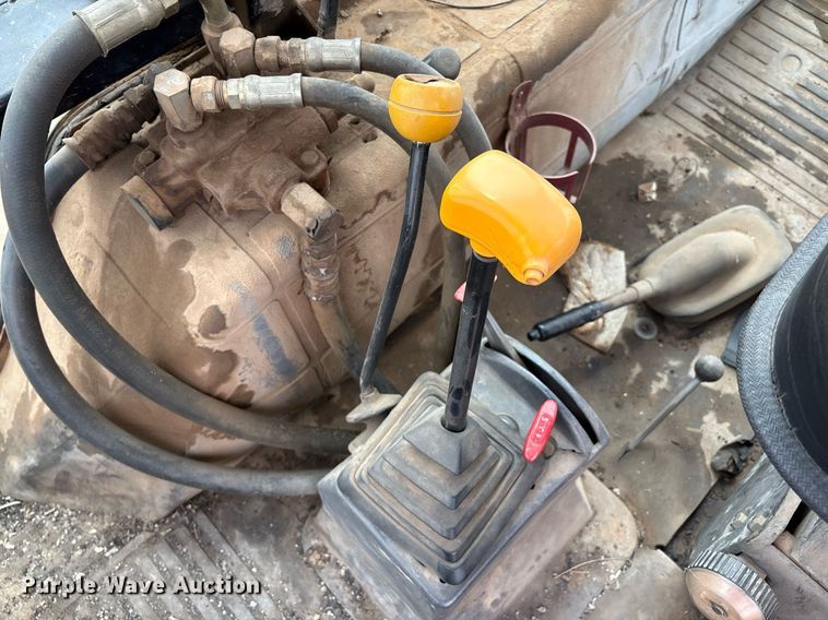 image for item DX8035 JCB 1550B backhoe