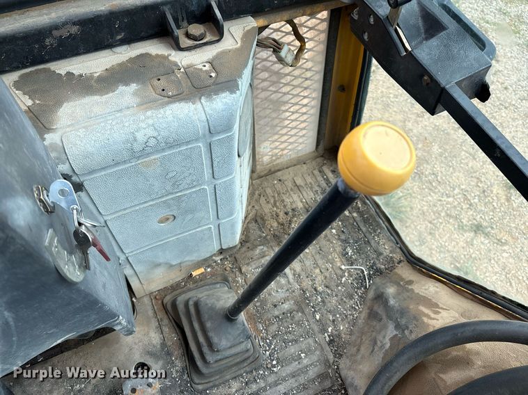 image for item DX8035 JCB 1550B backhoe