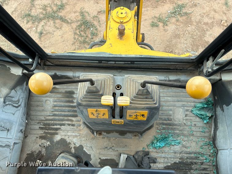 image for item DX8035 JCB 1550B backhoe