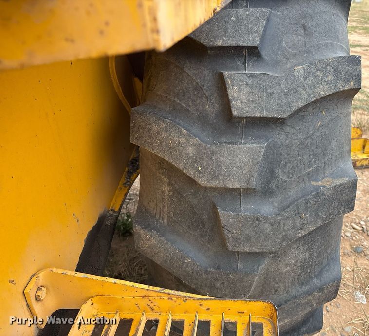 image for item DX8035 JCB 1550B backhoe