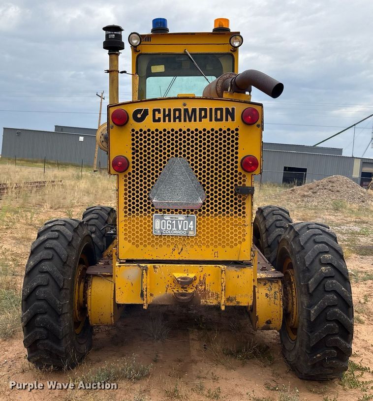 image for item DX8036 1978 Champion 720A motor grader