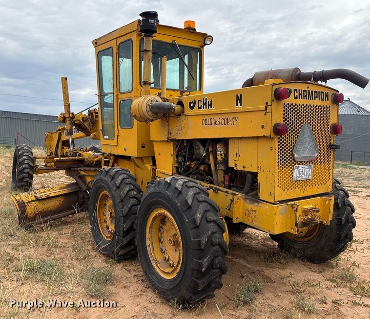 image for item DX8036 1978 Champion 720A motor grader