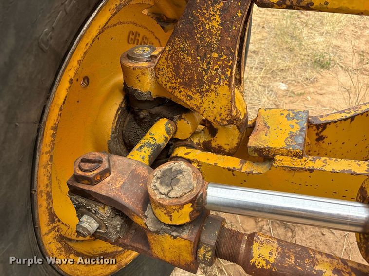 image for item DX8036 1978 Champion 720A motor grader