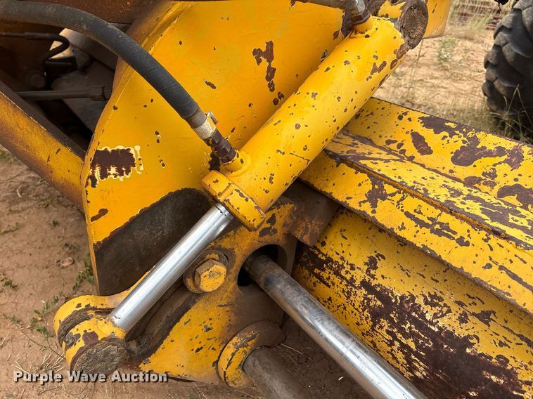 image for item DX8036 1978 Champion 720A motor grader