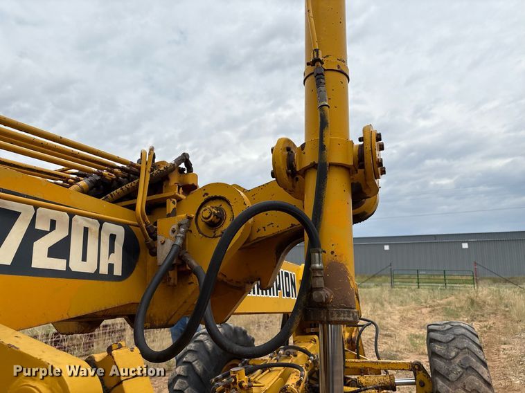 image for item DX8036 1978 Champion 720A motor grader