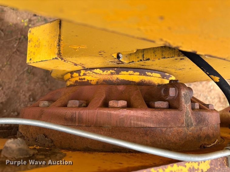 image for item DX8036 1978 Champion 720A motor grader