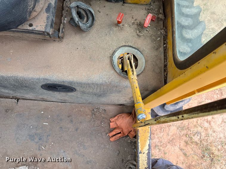 image for item DX8036 1978 Champion 720A motor grader