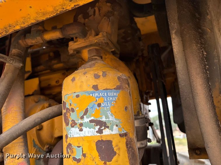 image for item DX8036 1978 Champion 720A motor grader