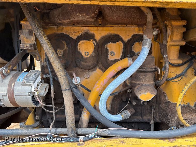 image for item DX8036 1978 Champion 720A motor grader