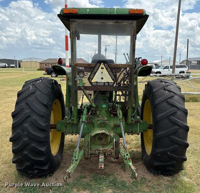 image for item DX8048 John Deere 2840 tractor
