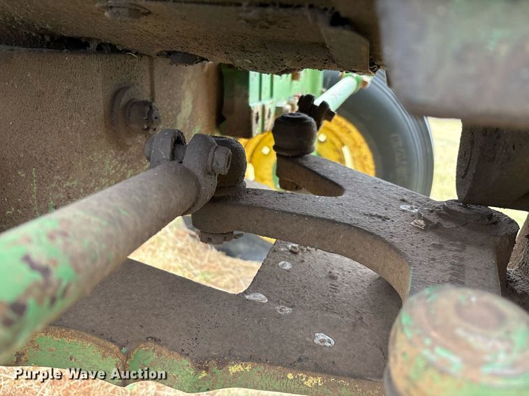 image for item DX8048 John Deere 2840 tractor