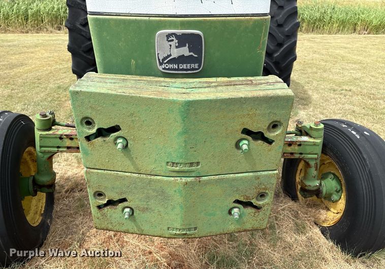 image for item DX8048 John Deere 2840 tractor