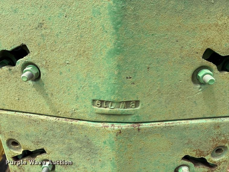 image for item DX8048 John Deere 2840 tractor