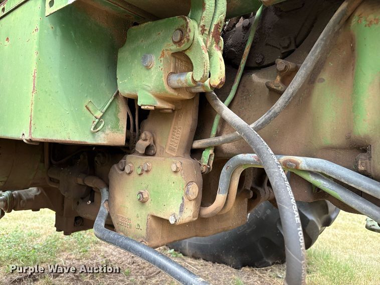 image for item DX8048 John Deere 2840 tractor