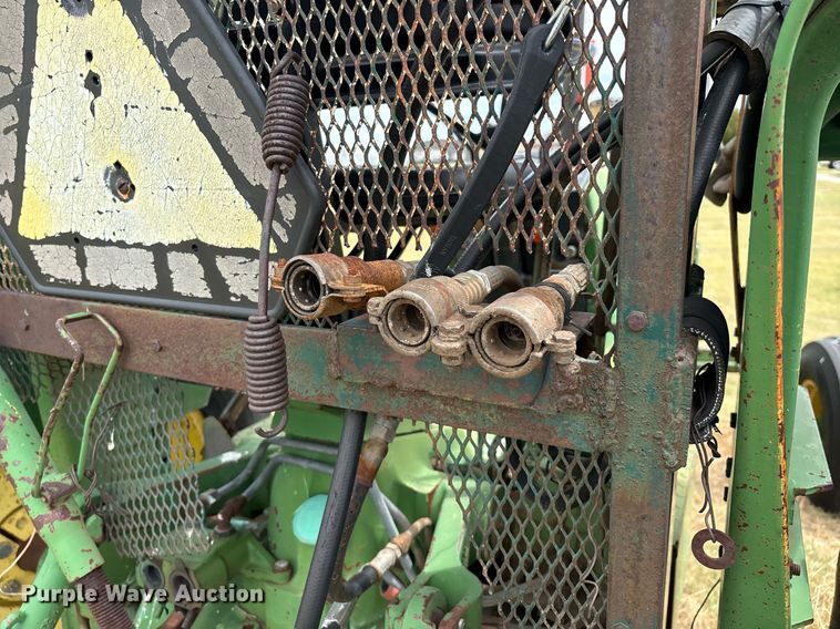 image for item DX8048 John Deere 2840 tractor