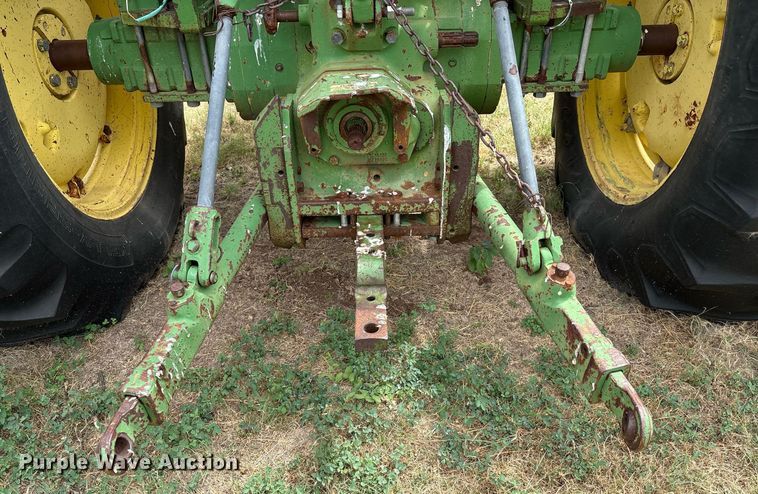 image for item DX8048 John Deere 2840 tractor