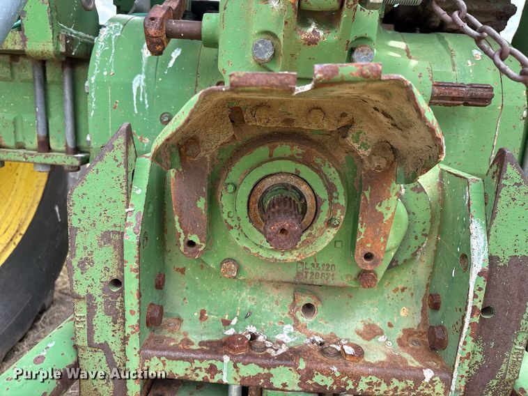 image for item DX8048 John Deere 2840 tractor