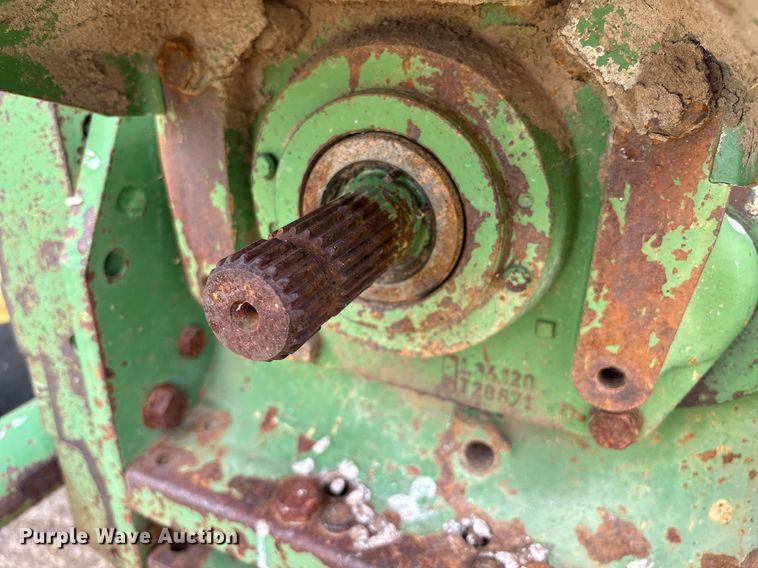 image for item DX8048 John Deere 2840 tractor