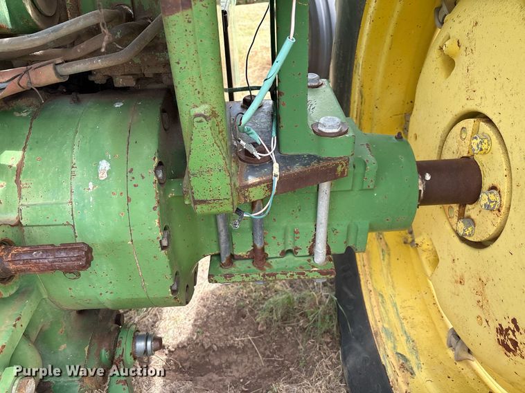 image for item DX8048 John Deere 2840 tractor